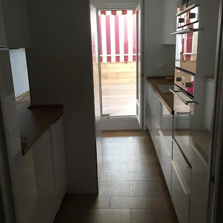 - Precioso Atico Casco Historico Apartment *