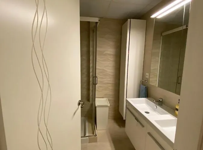 - Precioso Atico Casco Historico Apartment *